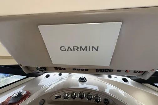 Carver 56 Voyager image