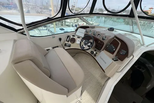 Carver 56 Voyager image