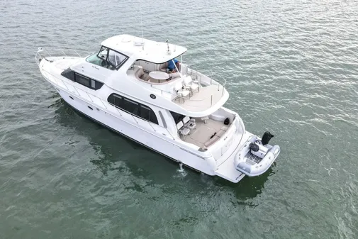 Carver 56 Voyager image