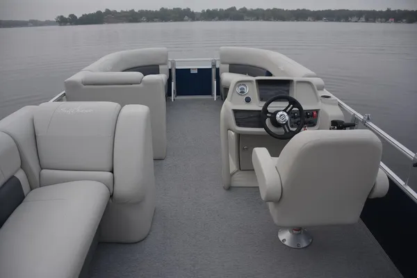 Sunchaser VISTA-22-FISH image