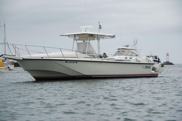 Boston Whaler 27 Outrage Center Console - main image