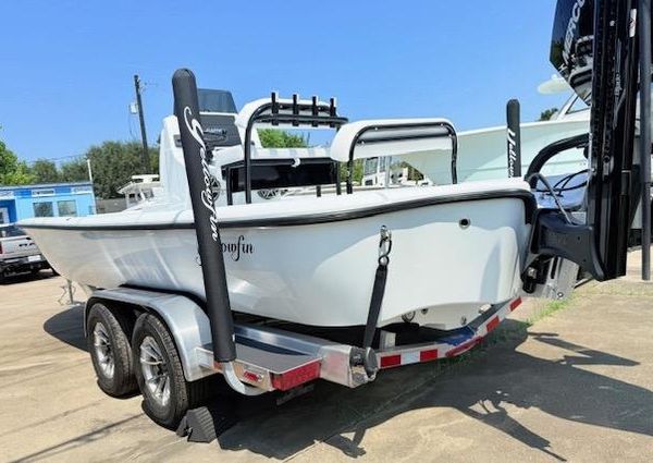 Yellowfin 24-BAY-CE image