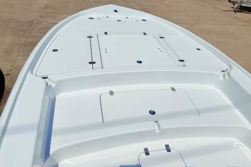 Yellowfin 24-BAY-CE image