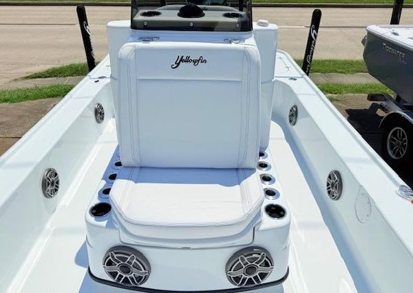 Yellowfin 24-BAY-CE image