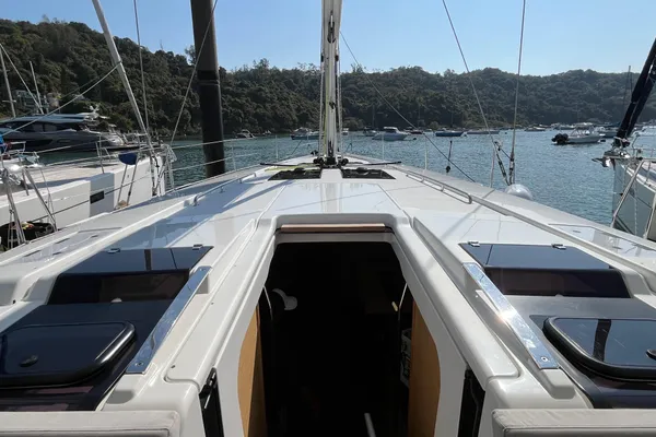 Hanse 548 image