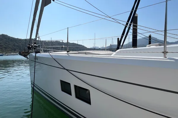 Hanse 548 image