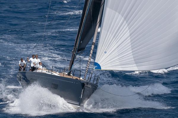 Beneteau-america FIRST-YACHT-53-AMERICAN-EDITION- - main image