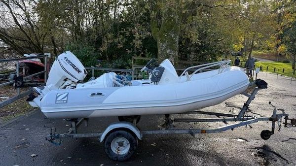 Zodiac Yachtline 340DL