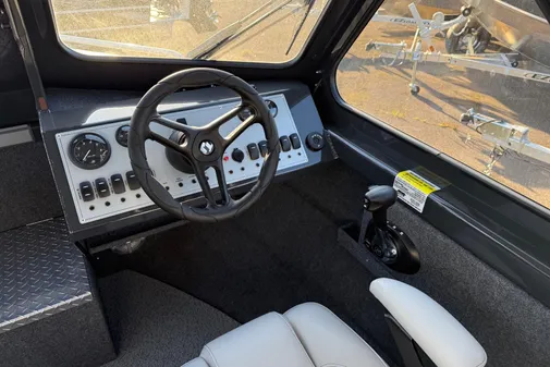 Thunder-jet 185-LUXOR image