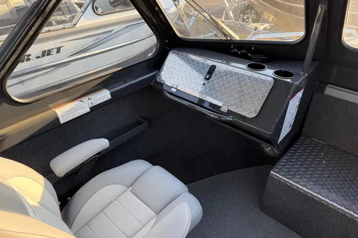 Thunder-jet 185-LUXOR image