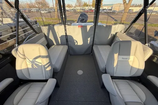 Thunder-jet 185-LUXOR image