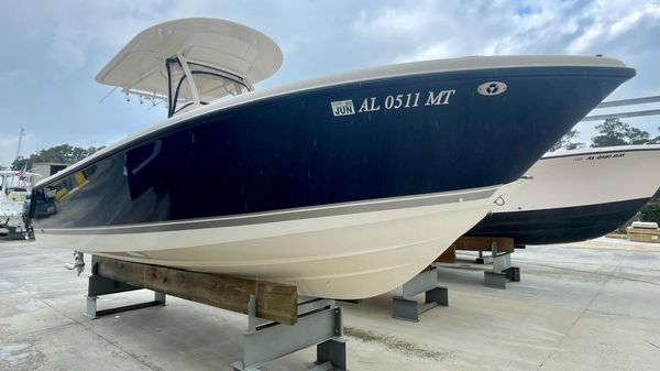 Pursuit C 260 Center Console