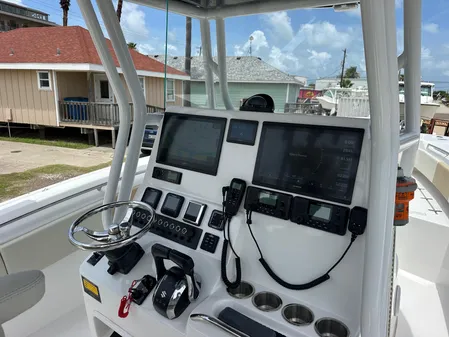 Cape Horn 32xs image