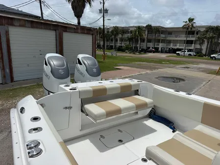 Cape Horn 32xs image