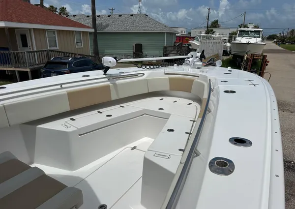 Cape Horn 32xs image