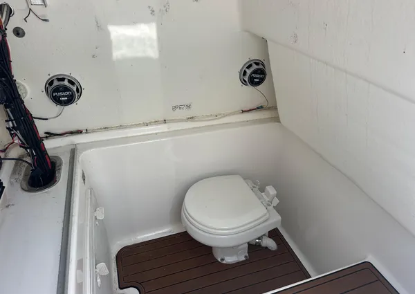 Cape Horn 32xs image