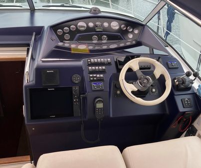 Sealine S38 image