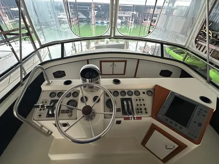 Carver 42 Aft Cabin Motor Yacht image