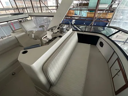 Carver 42 Aft Cabin Motor Yacht image