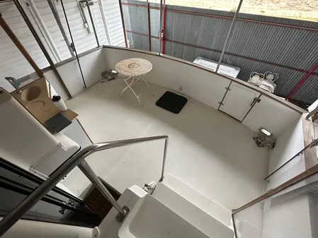 Carver 42 Aft Cabin Motor Yacht image