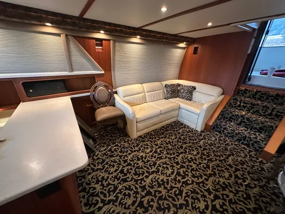 Carver 42 Aft Cabin Motor Yacht image