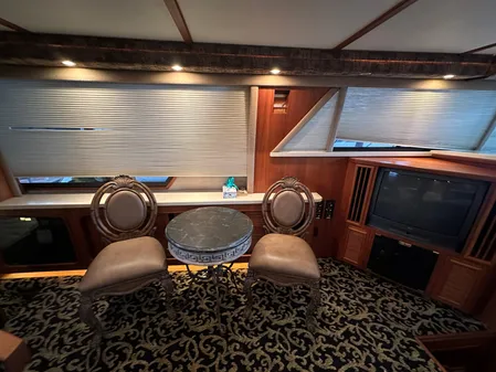 Carver 42 Aft Cabin Motor Yacht image