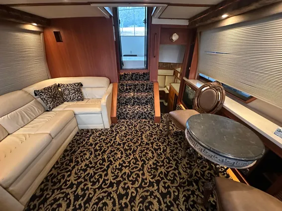 Carver 42 Aft Cabin Motor Yacht image