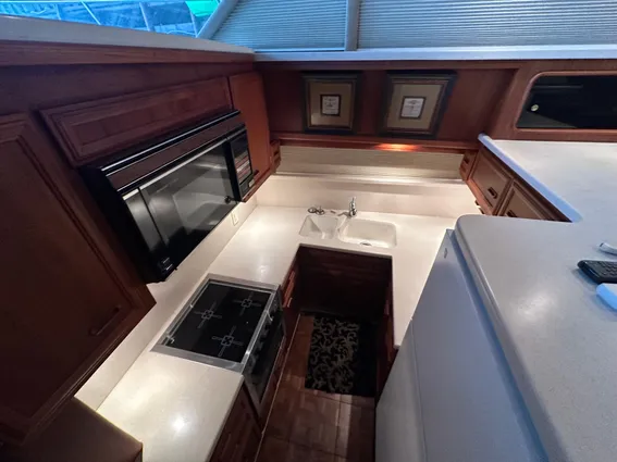 Carver 42 Aft Cabin Motor Yacht image