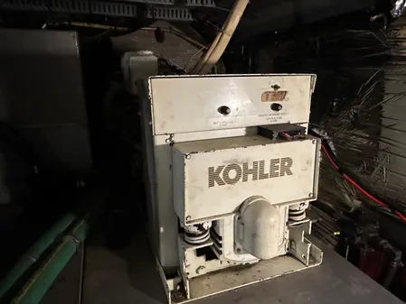 Carver 42 Aft Cabin Motor Yacht image