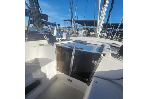 Catalina Morgan 381 image