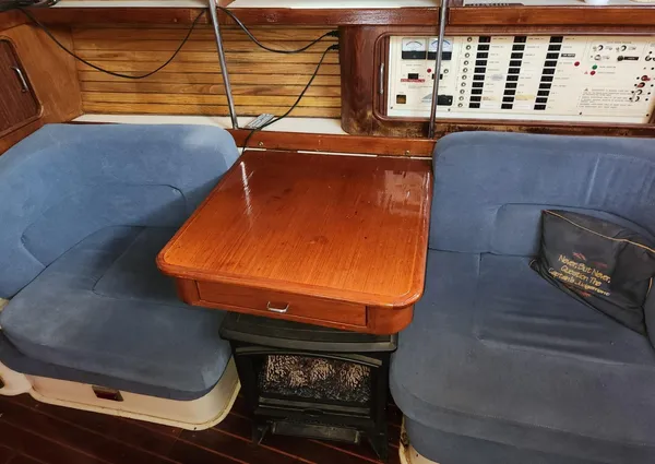 Catalina Morgan 381 image