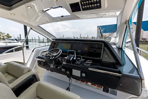 Azimut AZ42 VERVE image