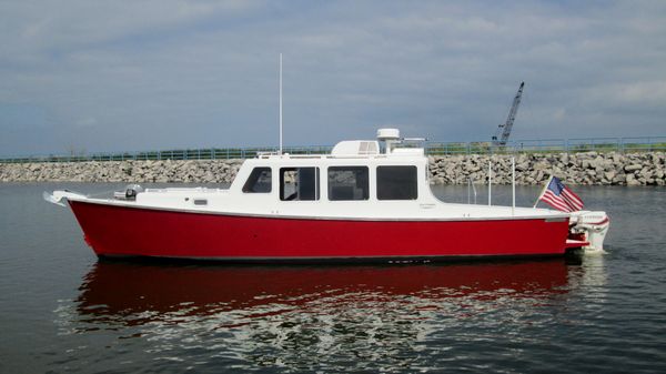 Custom Eco Trawler 33 