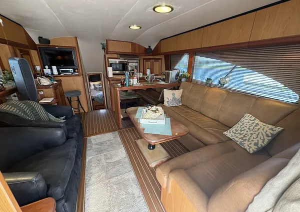 Luhrs 41 Convertible image