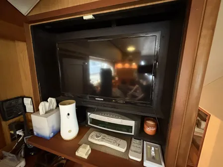 Luhrs 41 Convertible image