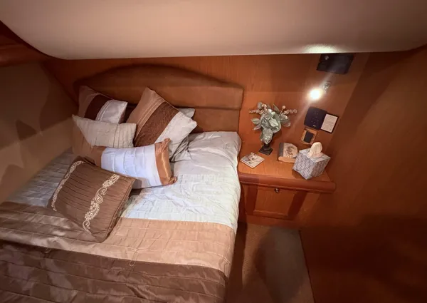 Luhrs 41 Convertible image