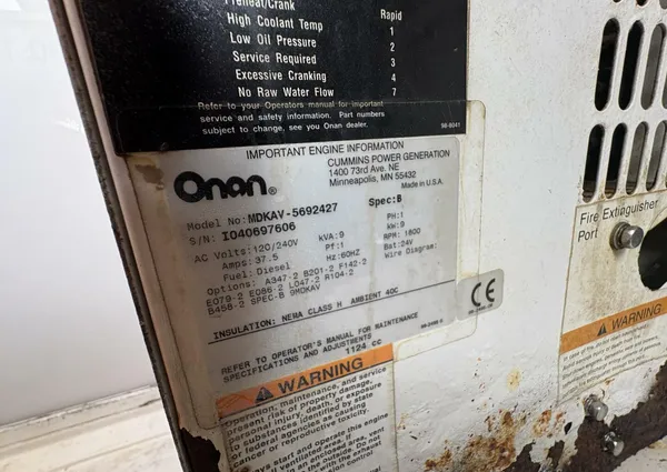 Luhrs 41 Convertible image