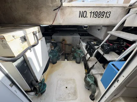 Luhrs 41 Convertible image