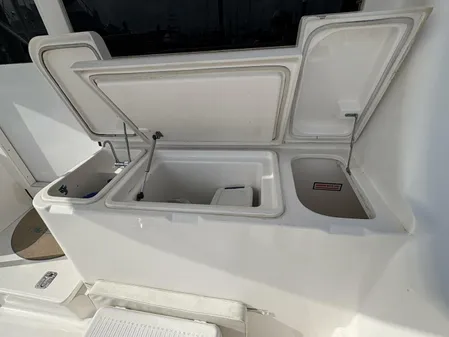 Luhrs 41 Convertible image