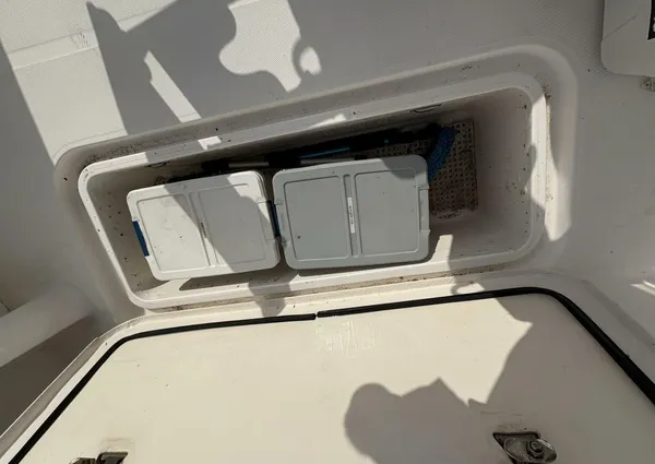 Luhrs 41 Convertible image