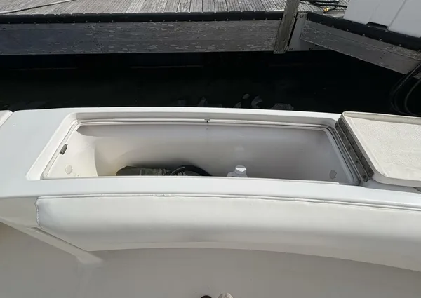 Luhrs 41 Convertible image