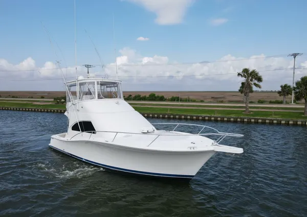 Luhrs 41 Convertible image