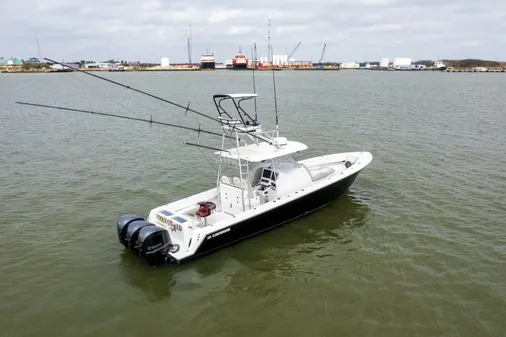 Contender 39 Fisharound image