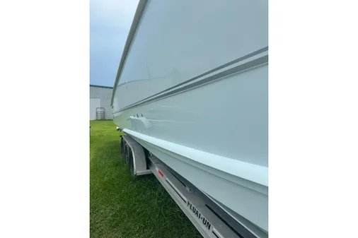 Twin Vee 340 GFX CC image