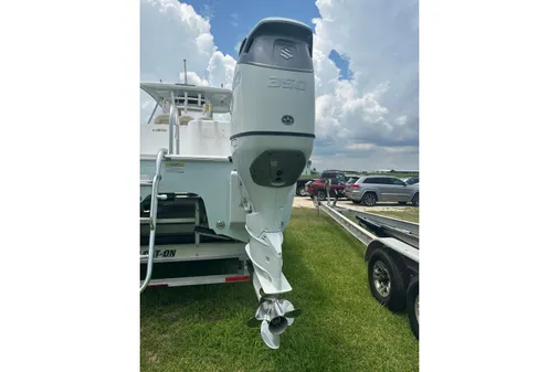 Twin Vee 340 GFX CC image