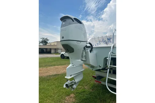 Twin Vee 340 GFX CC image