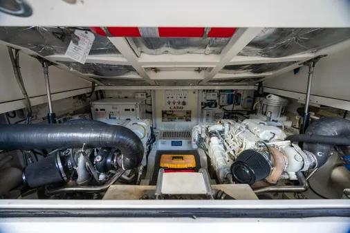 Cabo 40 Hardtop Express image