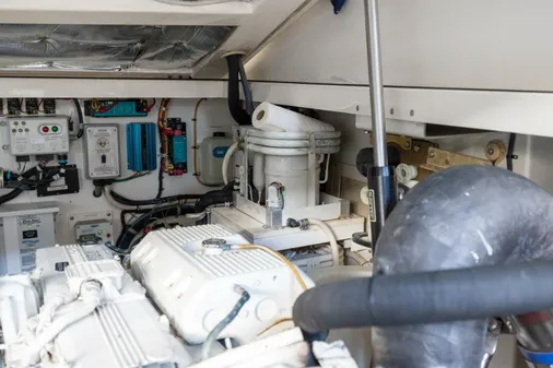 Cabo 40 Hardtop Express image