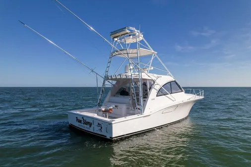 Cabo 40 Hardtop Express image