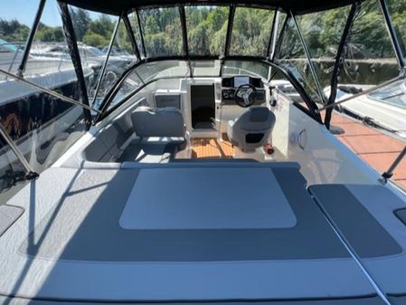 Bayliner VR5-CUDDY image